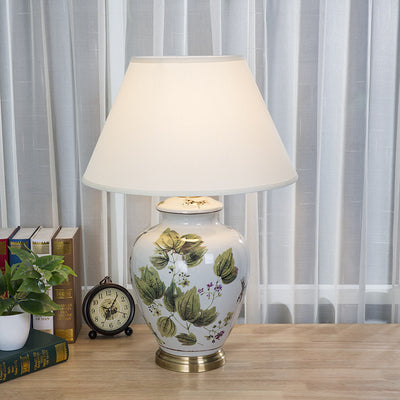 Lampe de table à 1 lumière avec peinture de feuille conique en pot en céramique de cuivre en tissu chinois traditionnel pour chevet 