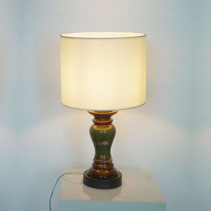 Zeitgenössische Retro Keramik Metall Stoff Säule 1-Licht Tischlampe für den Nachttisch 