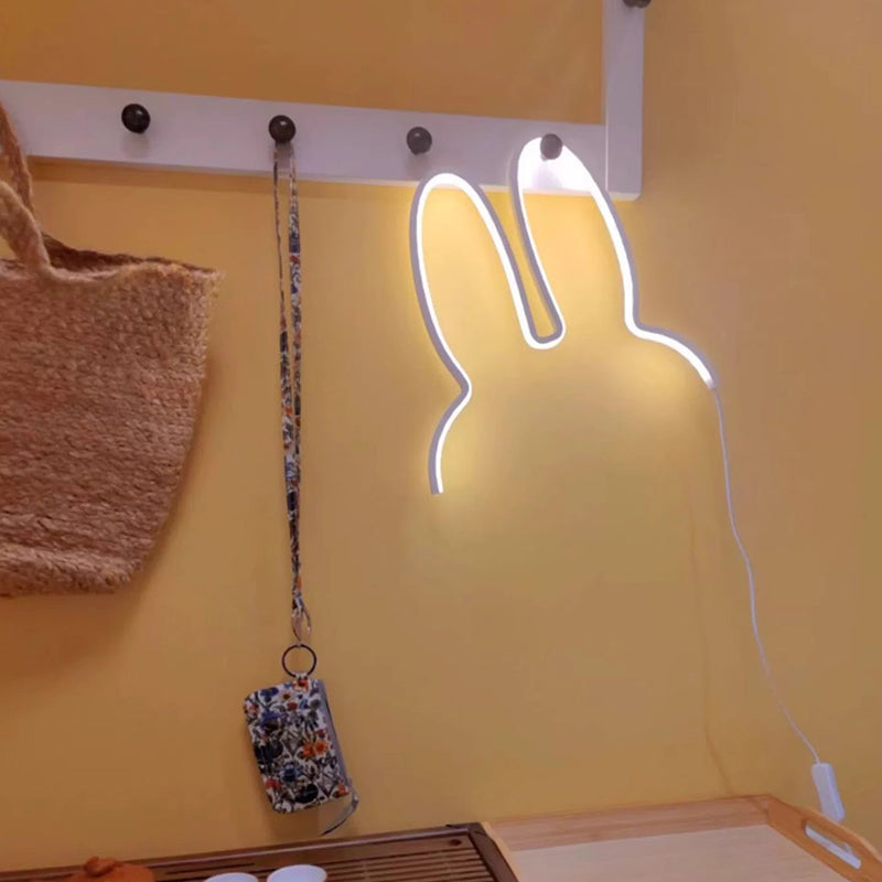 مصباح حائطي LED معلق على شكل أذن أرنب معدني للأطفال المبدعين المعاصرين لغرفة النوم 