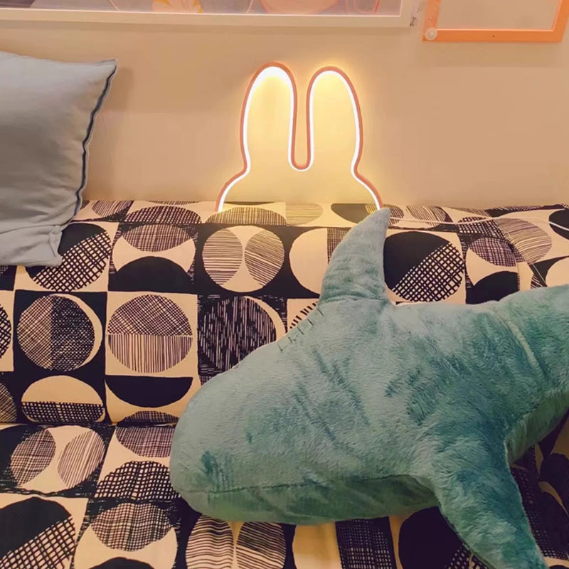 Zeitgenössische kreative Kinder Metall USB Hasenohren hängende LED Wandleuchte für Schlafzimmer 