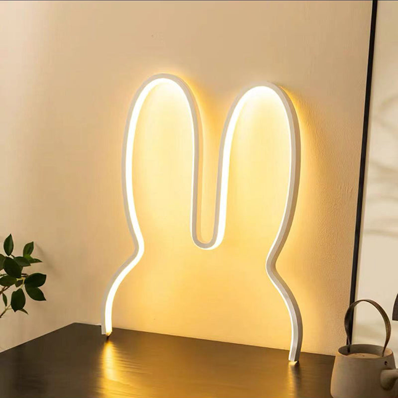 Zeitgenössische kreative Kinder Metall USB Hasenohren hängende LED Wandleuchte für Schlafzimmer 