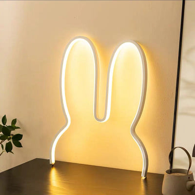 مصباح حائطي LED معلق على شكل أذن أرنب معدني للأطفال المبدعين المعاصرين لغرفة النوم 