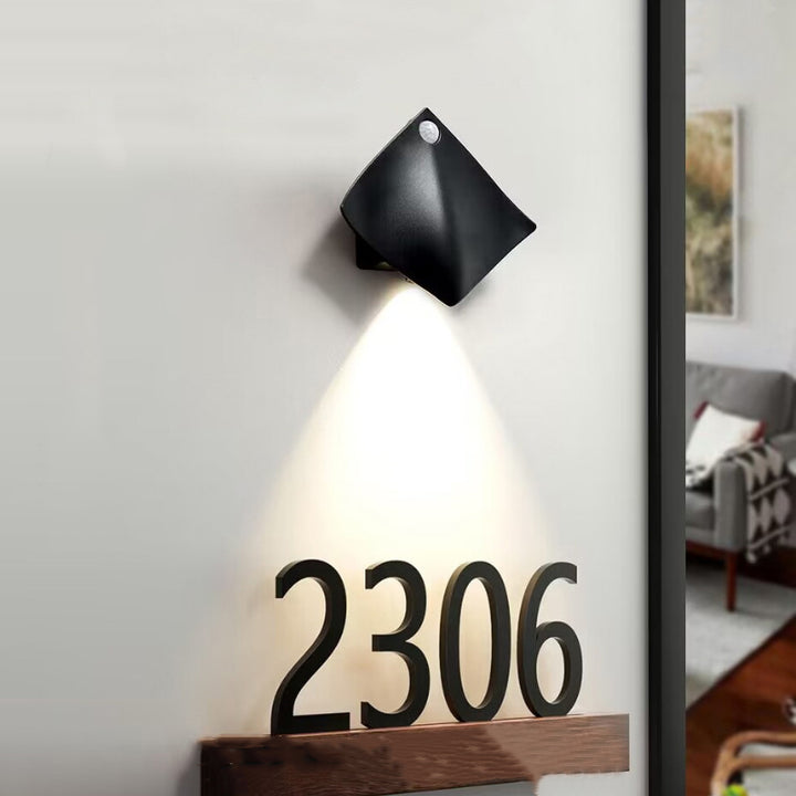 Lampe murale LED en losange magnétique ABS avec capteur de mouvement à batterie rechargeable de simplicité moderne pour couloir 