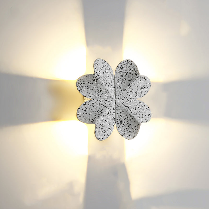 Lámpara de Aplique de Pared LED de Trébol de Cuatro Hojas de Aluminio Impermeable Creativa Contemporánea para Patio Exterior 