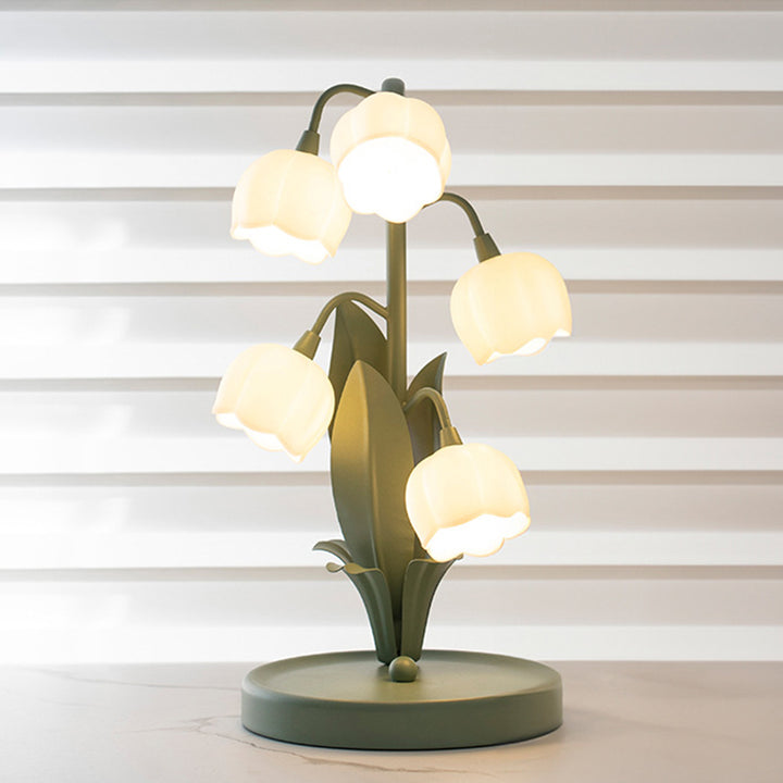 Lámpara de mesa de 5 luces USB con florales de vidrio y hierro francés tradicional para mesita de noche 