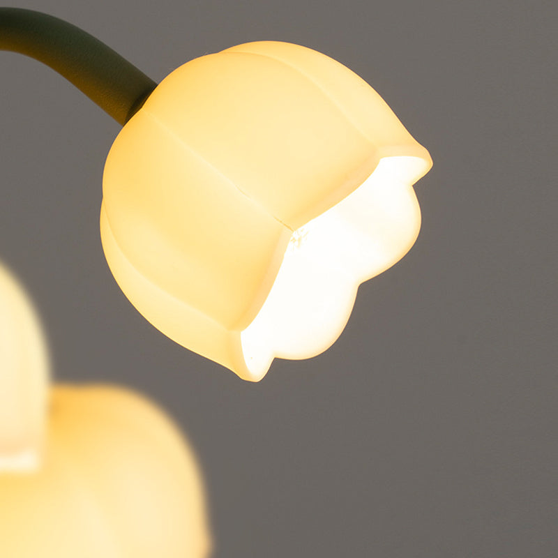 Lámpara de mesa de 5 luces USB con florales de vidrio y hierro francés tradicional para mesita de noche 