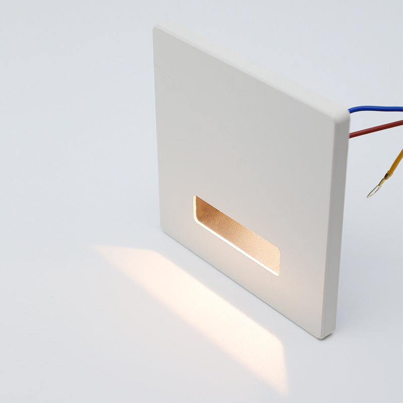 مصباح حائط LED مربع مدمج مقاوم للماء مصنوع من سبائك الألومنيوم والصلب بتصميم عصري بسيط للممرات 