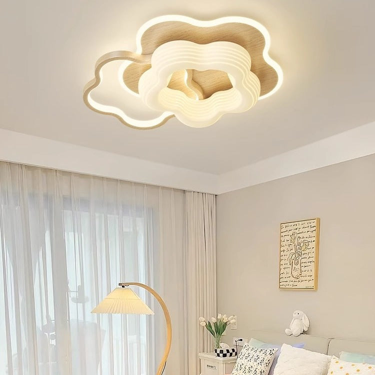 Lámpara de techo LED empotrada redonda con triángulo de flores PE de hardware nórdico contemporáneo para dormitorio 