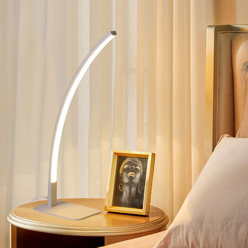 Modern Minimalist USB Curved Iron Aluminum LED Desk Lamp For Study
