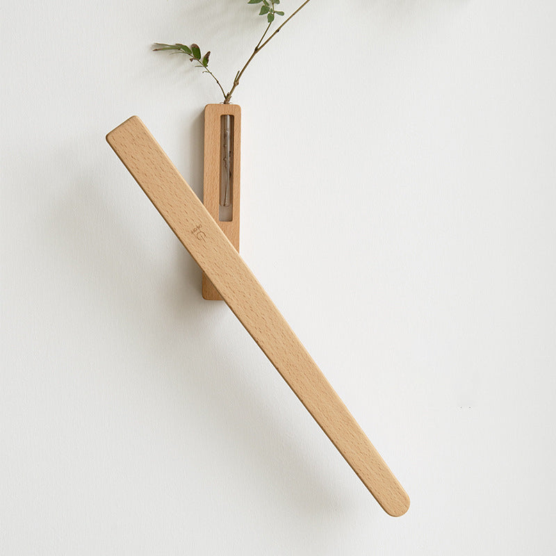 Zeitgenössische nordische Walnuss-Buche wiederaufladbare Streifen-Blumenkontainer LED-Wandleuchte für das Bett 