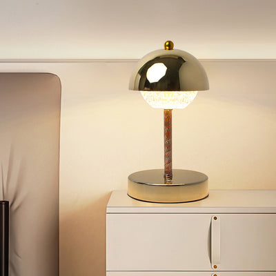 Zeitgenössische nordische wiederaufladbare Iron Dome Blütenknospe LED Tischlampe für das Nachttisch 