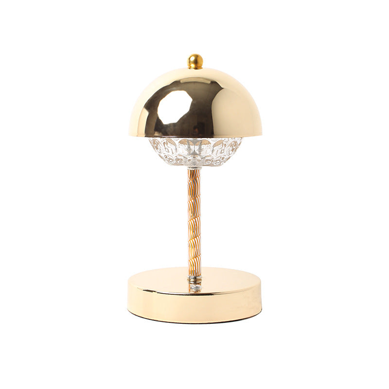 Zeitgenössische nordische wiederaufladbare Iron Dome Blütenknospe LED Tischlampe für das Nachttisch 