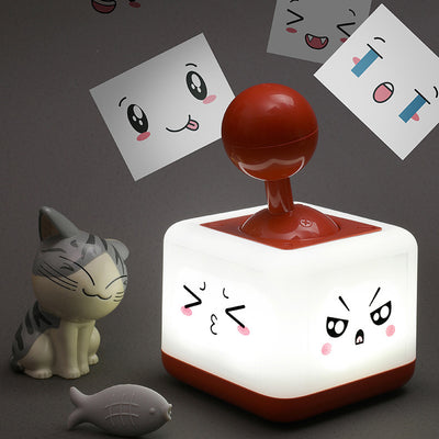 مصباح طاولة LED عصري قابل لإعادة الشحن يعمل يدويًا مع قاعدة هزازة من ABS وPP، ضوء ليلي لغرفة النوم 