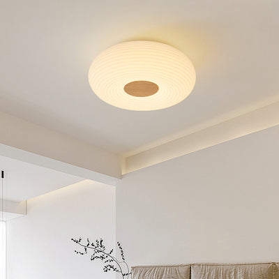 Luz de techo empotrada LED redonda de madera escandinava contemporánea con rayas para pasillo 