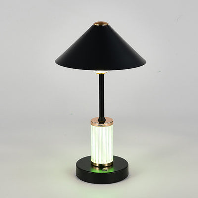Lampe de table LED à intensité variable tactile en forme de cylindre conique en acrylique rechargeable scandinave contemporaine pour chambre à coucher 