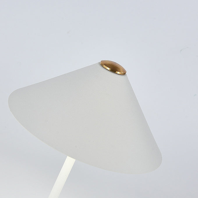 Lampe de table LED à intensité variable tactile en forme de cylindre conique en acrylique rechargeable scandinave contemporaine pour chambre à coucher 