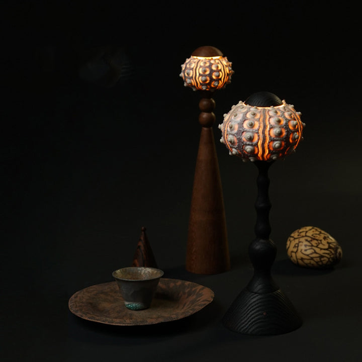 Moderne Art Deco Wiederaufladbare Holz Natürliche Seeigel Säulen Kugel LED Tischlampe Für Wohnzimmer 