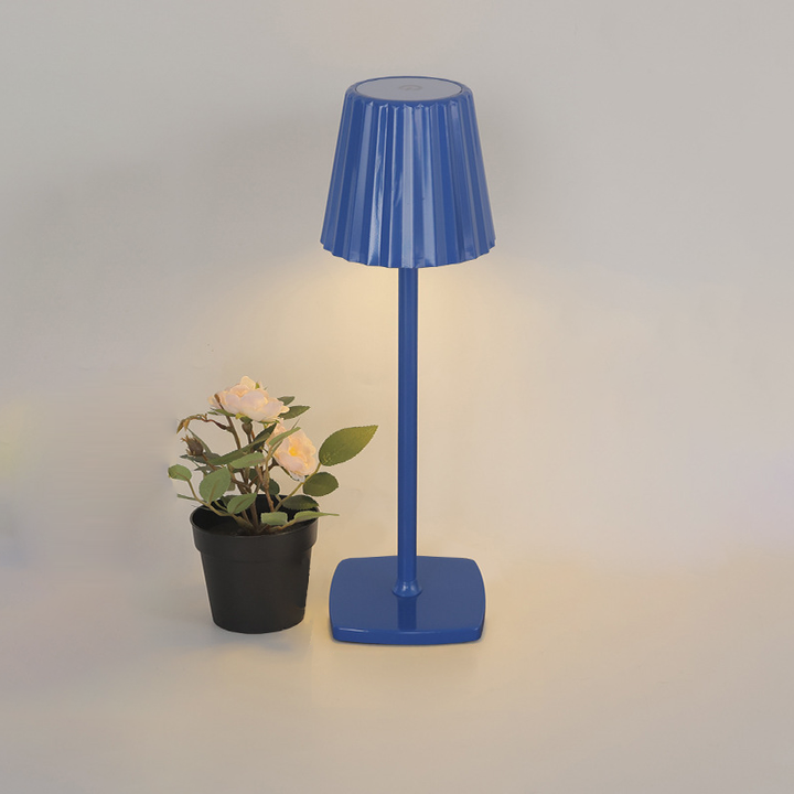 Zeitgenössische skandinavische wiederaufladbare Eisen-Acryl-Faltzylinder-LED-Tischlampe Nachtlicht für Schlafzimmer 