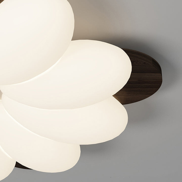 Plafonnier LED en bois avec pétales de fleurs rétro contemporaines pour chambre 
