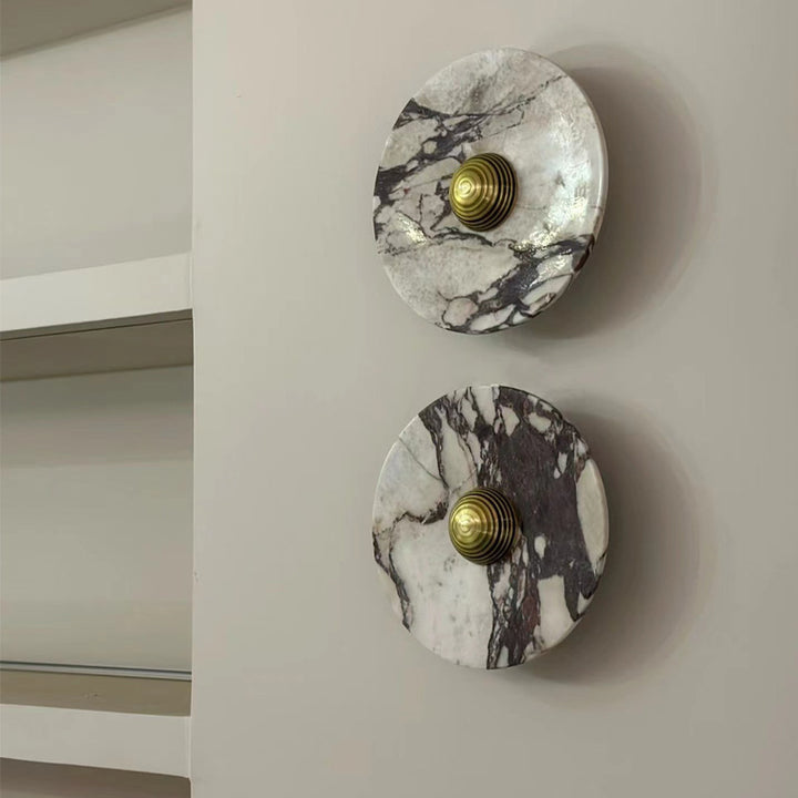 Traditionelle französische Marmor-Aluminium-LED-Wandleuchte für das Bett 