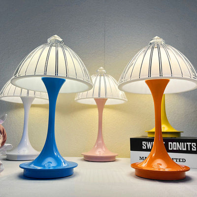 Lampe de table LED en acrylique ABS pétale conique rechargeable scandinave contemporaine pour chevet 