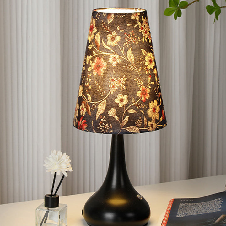 Lampe de table à 1 lumière avec abat-jour en tissu rechargeable en forme de cylindre floral traditionnel français, veilleuse pour table de chevet 