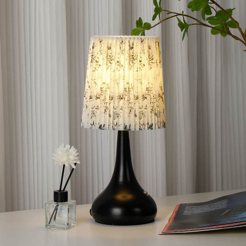 Lampe de table à 1 lumière avec abat-jour en tissu rechargeable en forme de cylindre floral traditionnel français, veilleuse pour table de chevet 