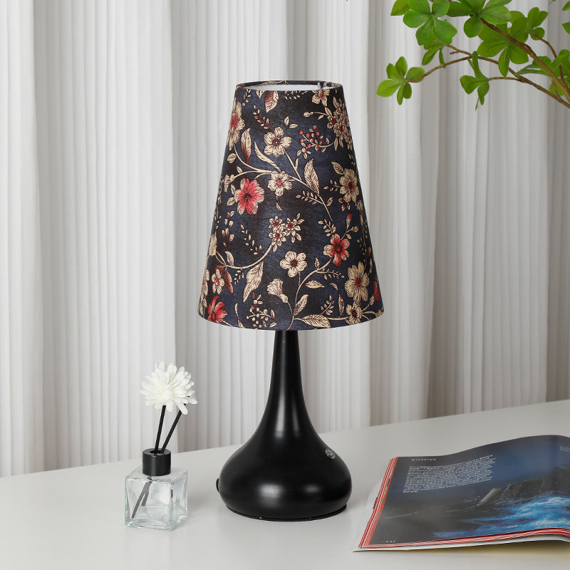 Lampe de table à 1 lumière avec abat-jour en tissu rechargeable en forme de cylindre floral traditionnel français, veilleuse pour table de chevet 