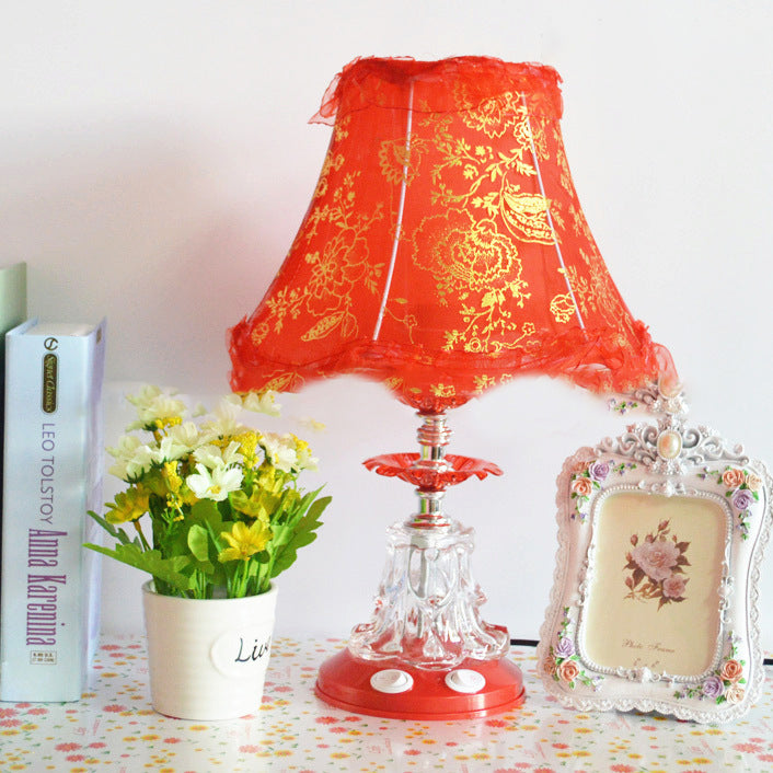Traditionelle europäische Tischlampe mit Kunststofftrommelspitze und 1-Licht für das Schlafzimmer 