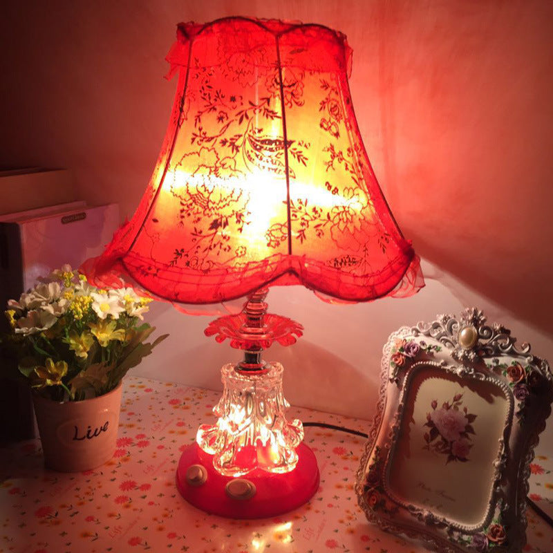 Traditionelle europäische Tischlampe mit Kunststofftrommelspitze und 1-Licht für das Schlafzimmer 
