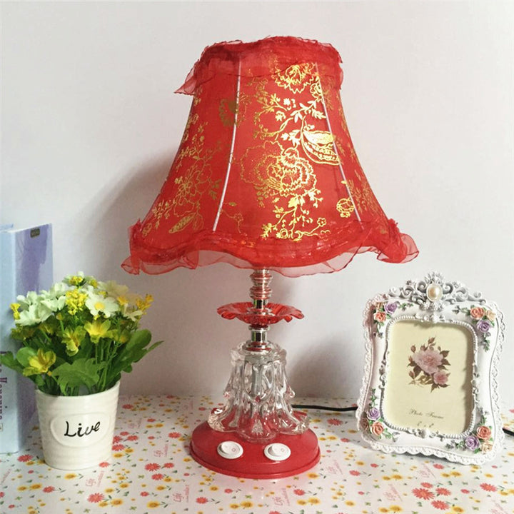 Traditionelle europäische Tischlampe mit Kunststofftrommelspitze und 1-Licht für das Schlafzimmer 