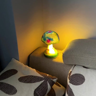 مصباح طاولة LED USB منحوت على شكل فطر من الراتنج بأسلوب آرت ديكو الحديث لغرفة المعيشة 