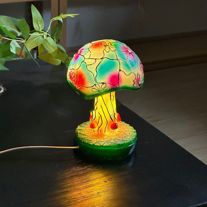 مصباح طاولة LED USB منحوت على شكل فطر من الراتنج بأسلوب آرت ديكو الحديث لغرفة المعيشة 