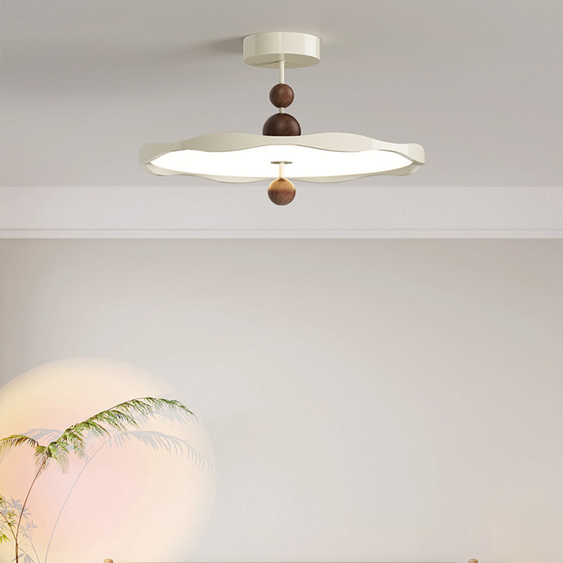 Lustre semi-encastré LED rond en fer traditionnel en aluminium acrylique pour chambre à coucher 