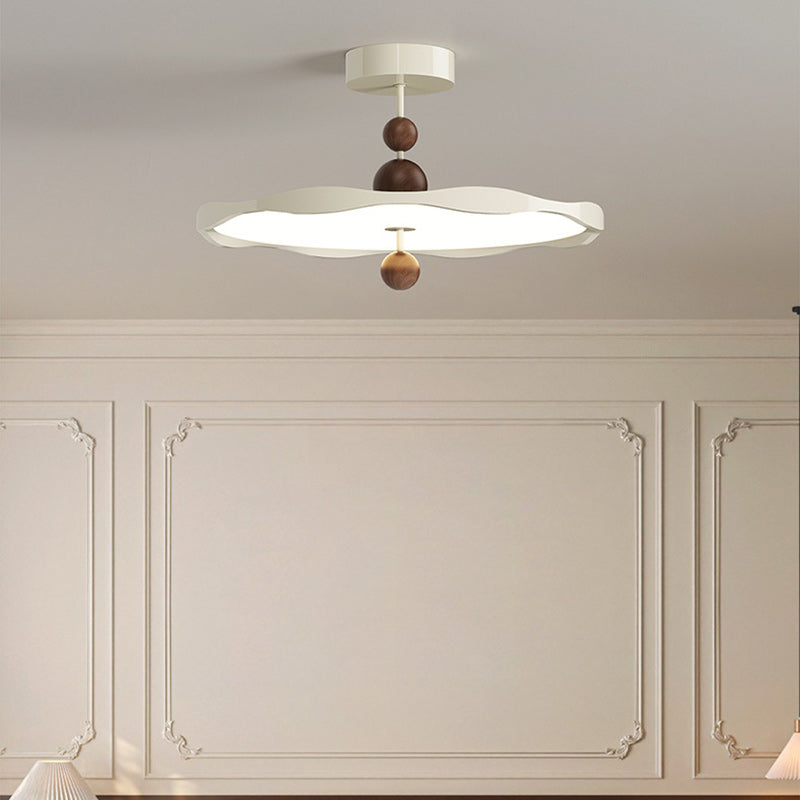 Lustre semi-encastré LED rond en fer traditionnel en aluminium acrylique pour chambre à coucher 