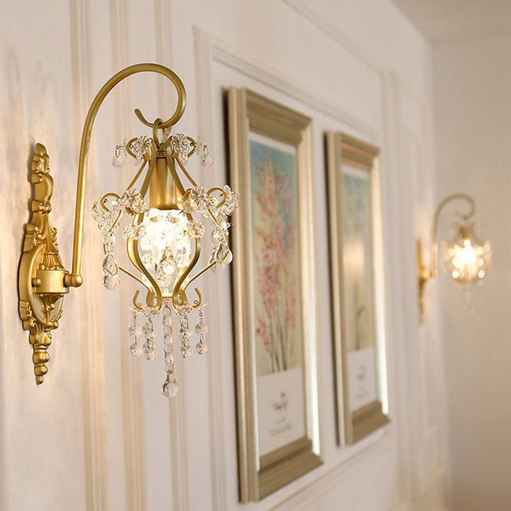 Traditionelle französische Hardware-Kristall-Tropfen-Laterne 1-Licht-Wandleuchte für den Flur 