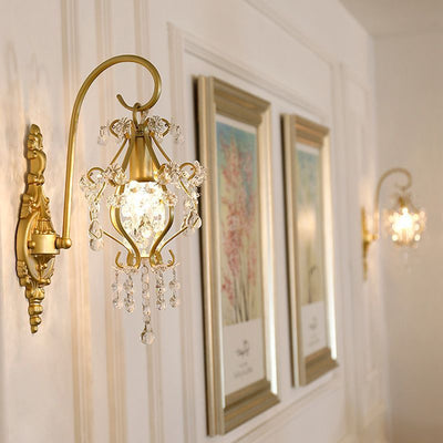 Traditionelle französische Hardware-Kristall-Tropfen-Laterne 1-Licht-Wandleuchte für den Flur 