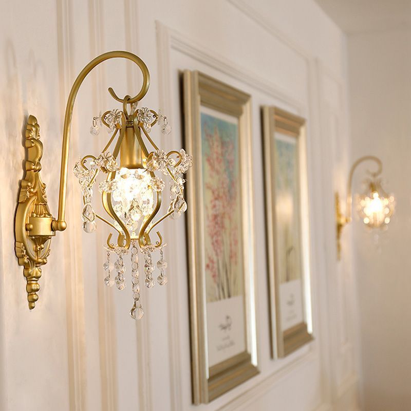 Traditionelle französische Hardware-Kristall-Tropfen-Laterne 1-Licht-Wandleuchte für den Flur 