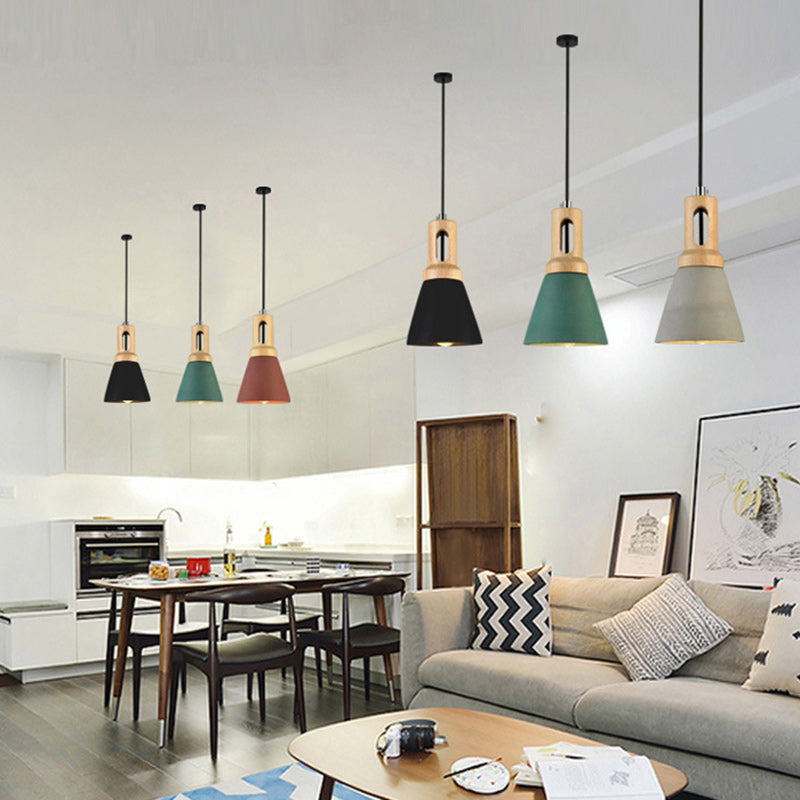 Zeitgenössische skandinavische Holz-Zement-Kegel 1-Licht Pendelleuchte für das Esszimmer 