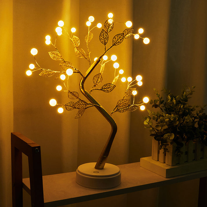 Moderne Art Deco Rosenbaumzweig Ahornblatt Kunststoff USB LED Tischlampe Nachtlicht für das Schlafzimmer 