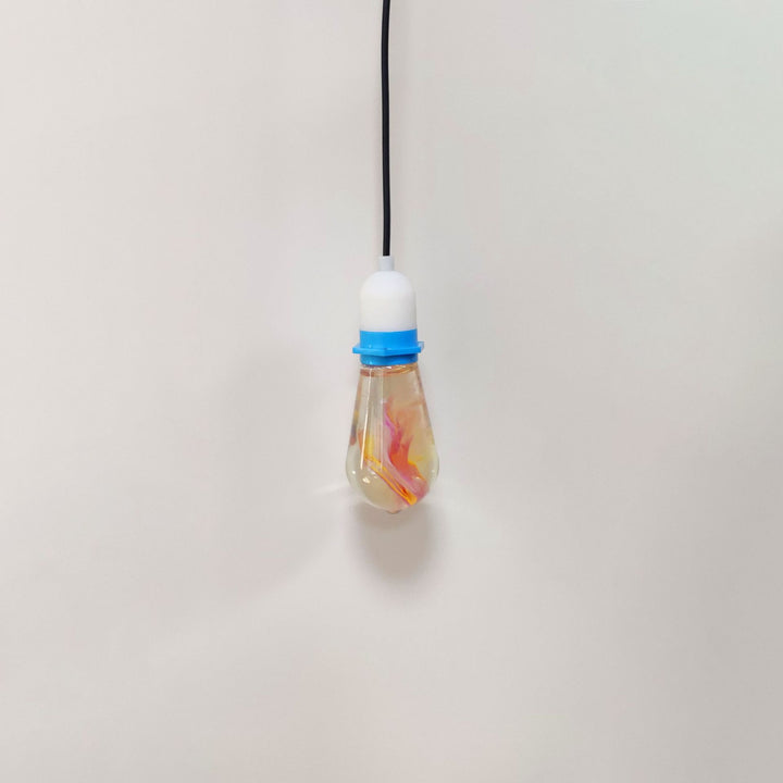 إضاءة خارجية LED على شكل كرة دمعة مقاومة للماء من الراتنج بأسلوب آرت ديكو الحديث لتنسيق الحدائق في الحديقة 