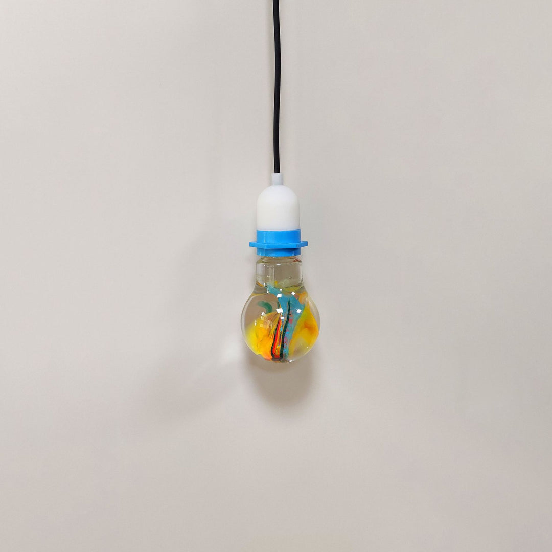 إضاءة خارجية LED على شكل كرة دمعة مقاومة للماء من الراتنج بأسلوب آرت ديكو الحديث لتنسيق الحدائق في الحديقة 