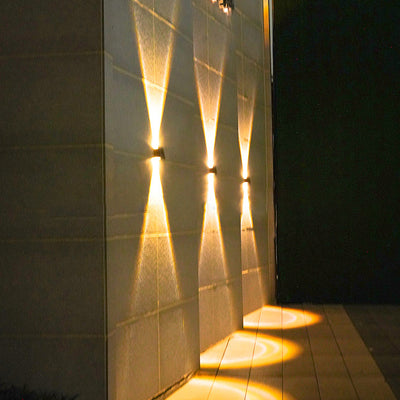 Moderne Einfachheit Solar Wasserdichte Rechteckige ABS LED Wandleuchte für Außenbereich Terrasse 