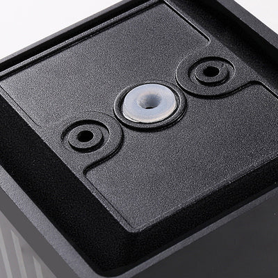 Moderne minimalistische wasserdichte Aluminium-Quadratwürfel-Lichtstrahl-LED-Wandleuchte für die Außenpatio 