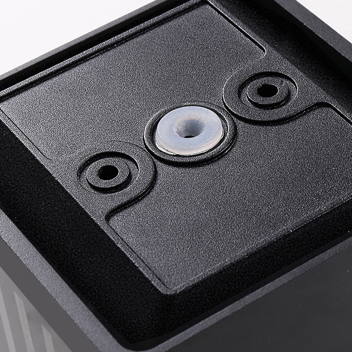 Moderne minimalistische wasserdichte Aluminium-Quadratwürfel-Lichtstrahl-LED-Wandleuchte für die Außenpatio 