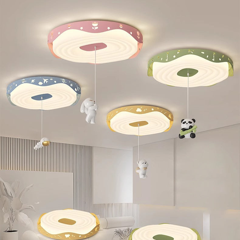 Plafonnier LED pour chambre à coucher en forme de beignet avec animaux suspendus, en fer PE rond pour enfants nordiques contemporains 