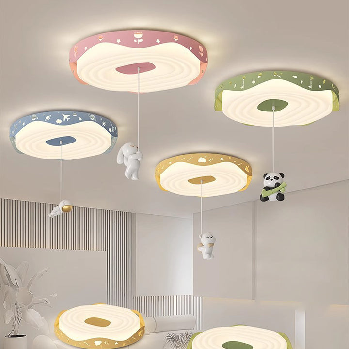Plafonnier LED pour chambre à coucher en forme de beignet avec animaux suspendus, en fer PE rond pour enfants nordiques contemporains 