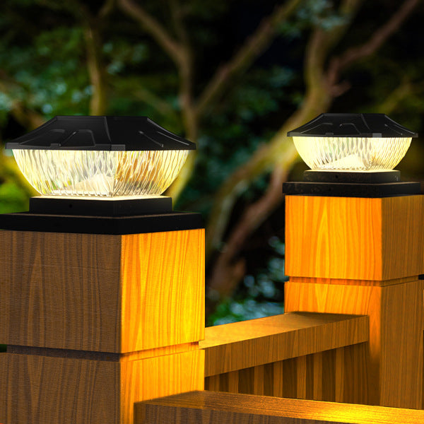 إضاءة خارجية LED بلاستيكية مقاومة للماء تعمل بالطاقة الشمسية بتصميم بسيط وحديث لإضاءة المناظر الطبيعية في الفناء الخارجي 
