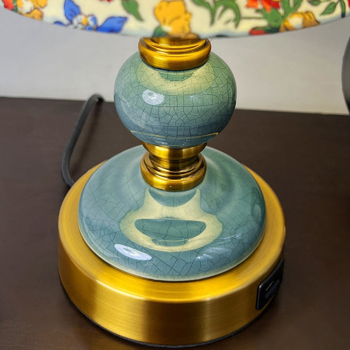 Traditionelle französische Stoff-Keramiklegierung Zylinder Blume Crackle Säule 1-Licht Tischlampe für das Nachttisch 