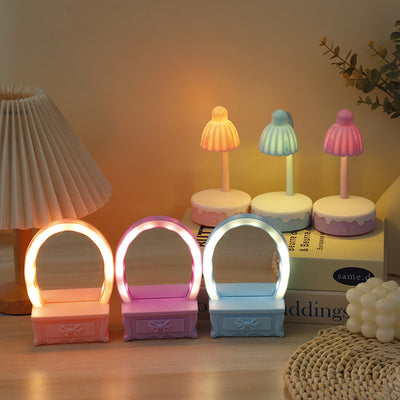 Zeitgenössische kreative Batterie Kunststoff Spiegel Blume LED Tischlampe Nachtlicht für Schlafzimmer 